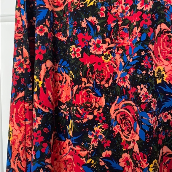 NWOT LULAROE AZURE SKIRT - Picture 3 of 5